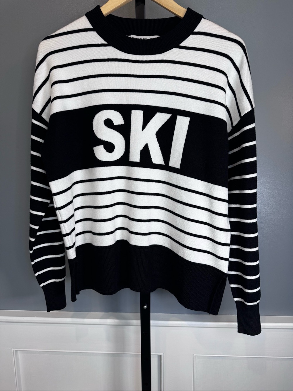 Beach Riot Callie Sweater Summit Stripe SKI Après Ski Black Ivory S NWT